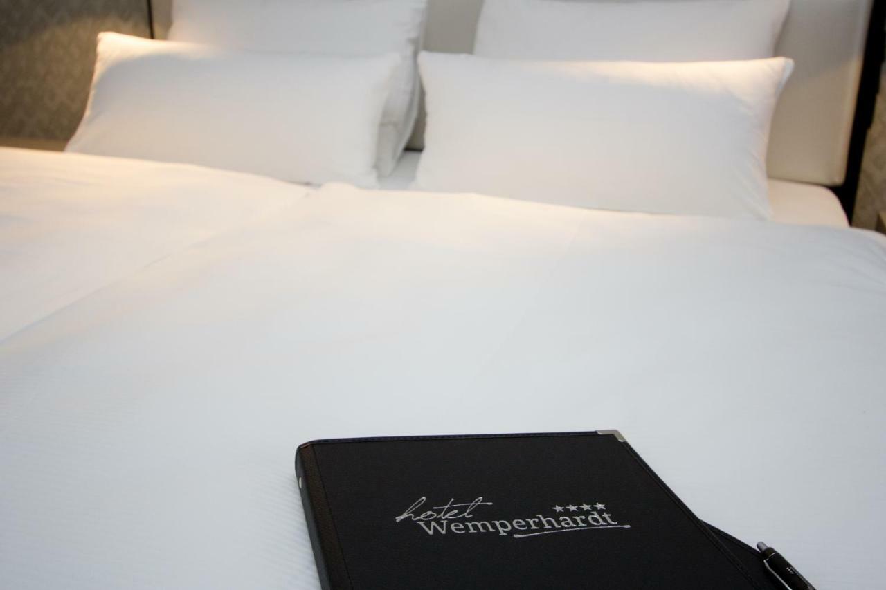 Hotel Wemperhardt Kültér fotó